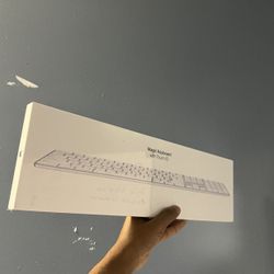 Apple Magic Keyboard 