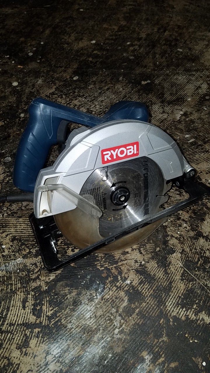 Ryobi corded circular saw 7-1/4"