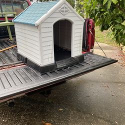 Dog House $18