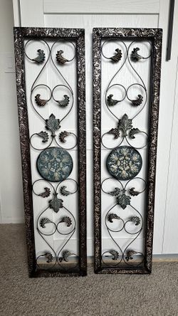Set of 2 Wall Accent (metal)