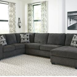 NEW COUCH SECTIONAL 3-pc ASHLEY