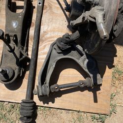 Nissan HardBody 89-93 Rotor Control Arms 