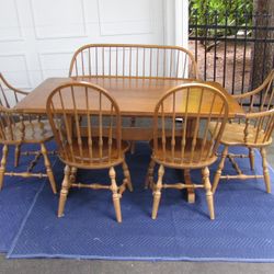 Ethan Allen Early American Dining Table w/ chairs