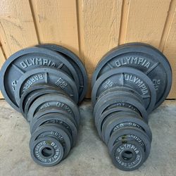 OLYMPIA BARBELL 485 LB Olympic Weight Set - Great Condition- Commercial Gym Equipment 