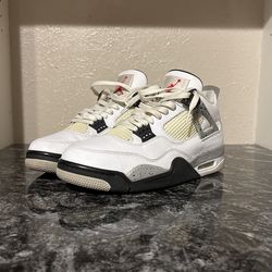 Jordan 4 White Cement