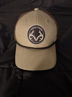 Realtree Snapback Trucker Hat – Tan & Brown Rope Brim Outdoor Style