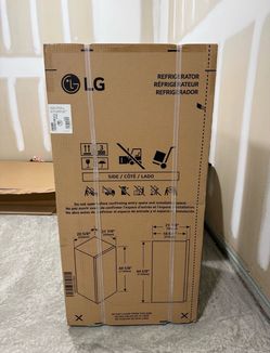 Brand new Unboxed LG single door refrigerator (LRONC0605V)