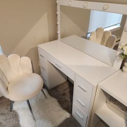 White Table Mirror With LED light