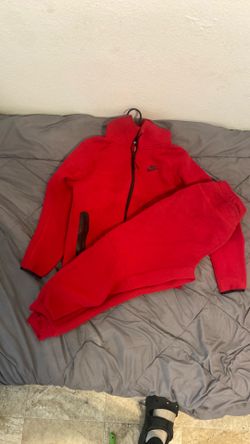 Red Nike tech