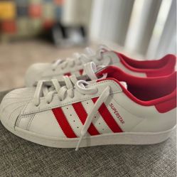Adidads supertars Size 10 Women NEW