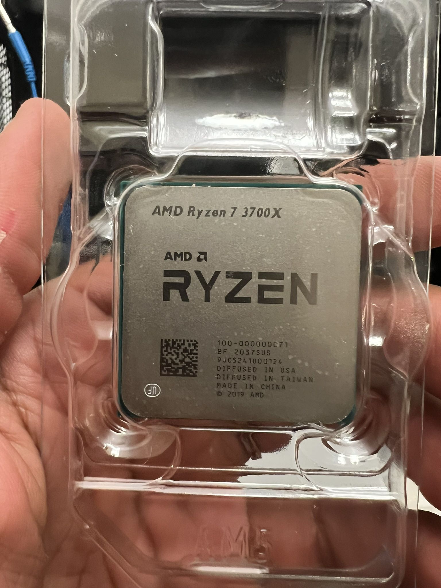 AMD RYZEN 7 3700X Processor