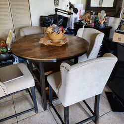 5 Pease Wood Dinning Set