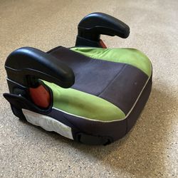 Booster Seat $10