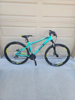 GT Laguna Pro Mountain Bike