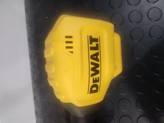 DeWalt 20V MAX 13-inch cordless string trimmer no battery