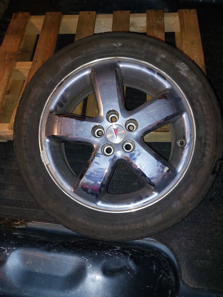 Pontiac G6 Chrome Wheel