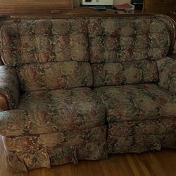 Vintage Floral Couch and Loveseat Set