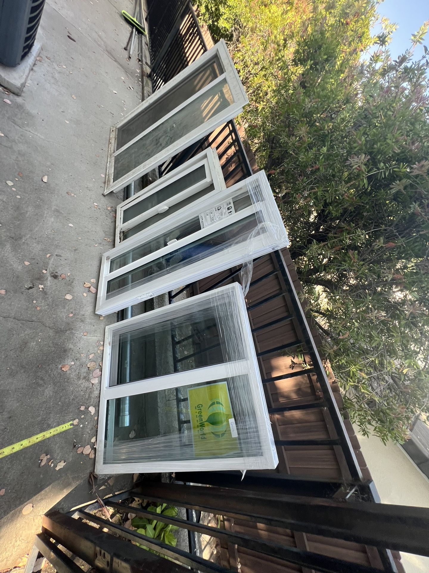4 New Windows vinyl