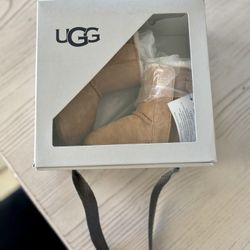 UGG® Baby Bailey Bow Booties