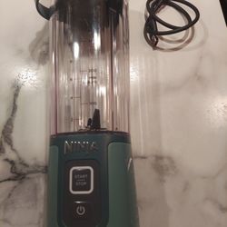 Ninja Portable Blender Ninja Blast Used 1x