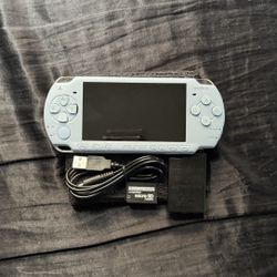 Modded PSP 2000 128gb 3000+ Games
