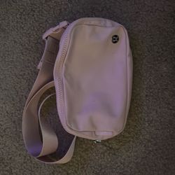 Lululemon bag
