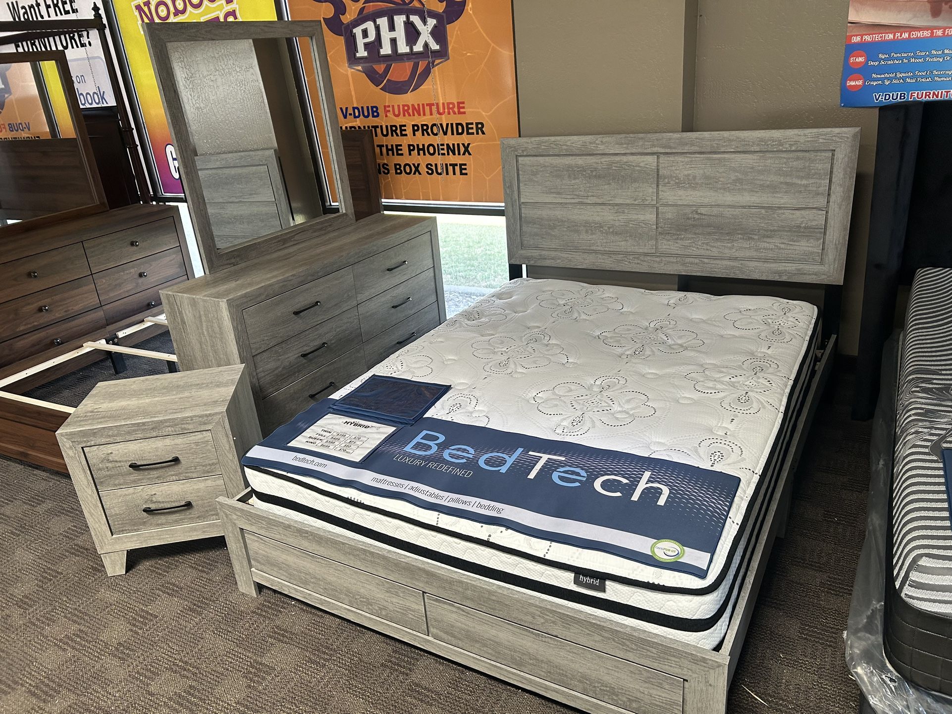 Gray Modern Platform Queen Bedroom Set