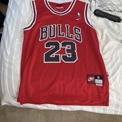 Michael Jordan Bulls Jersey