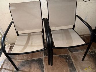 Outdoor patio chairs