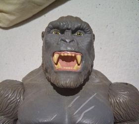 Giant 18" KING KONG 2016 Lanard Skull Island Gorilla Poseable