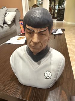 Star Trek Spock Bust Liquor Decanter Bottle
