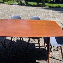 Mid century Dining Table And Chairs