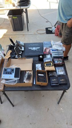 Guitar supplies