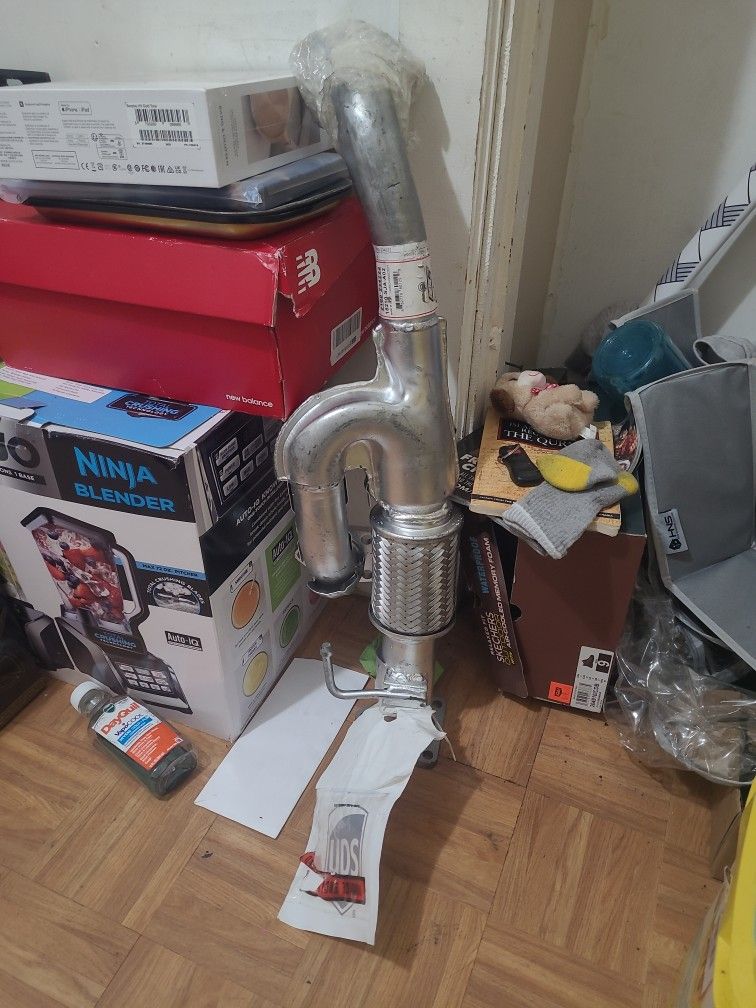 Front Half Of Exhaust 05 RL