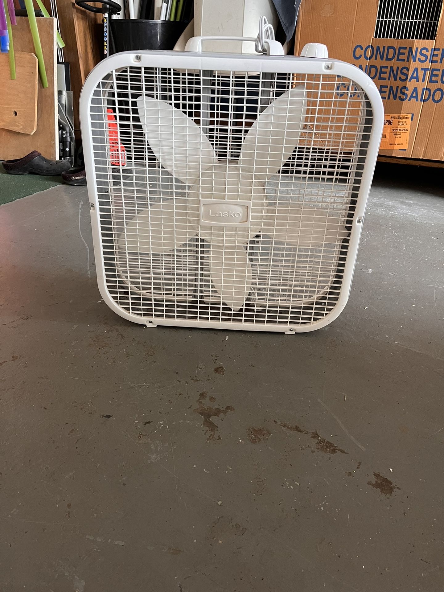 Square Box Fan 