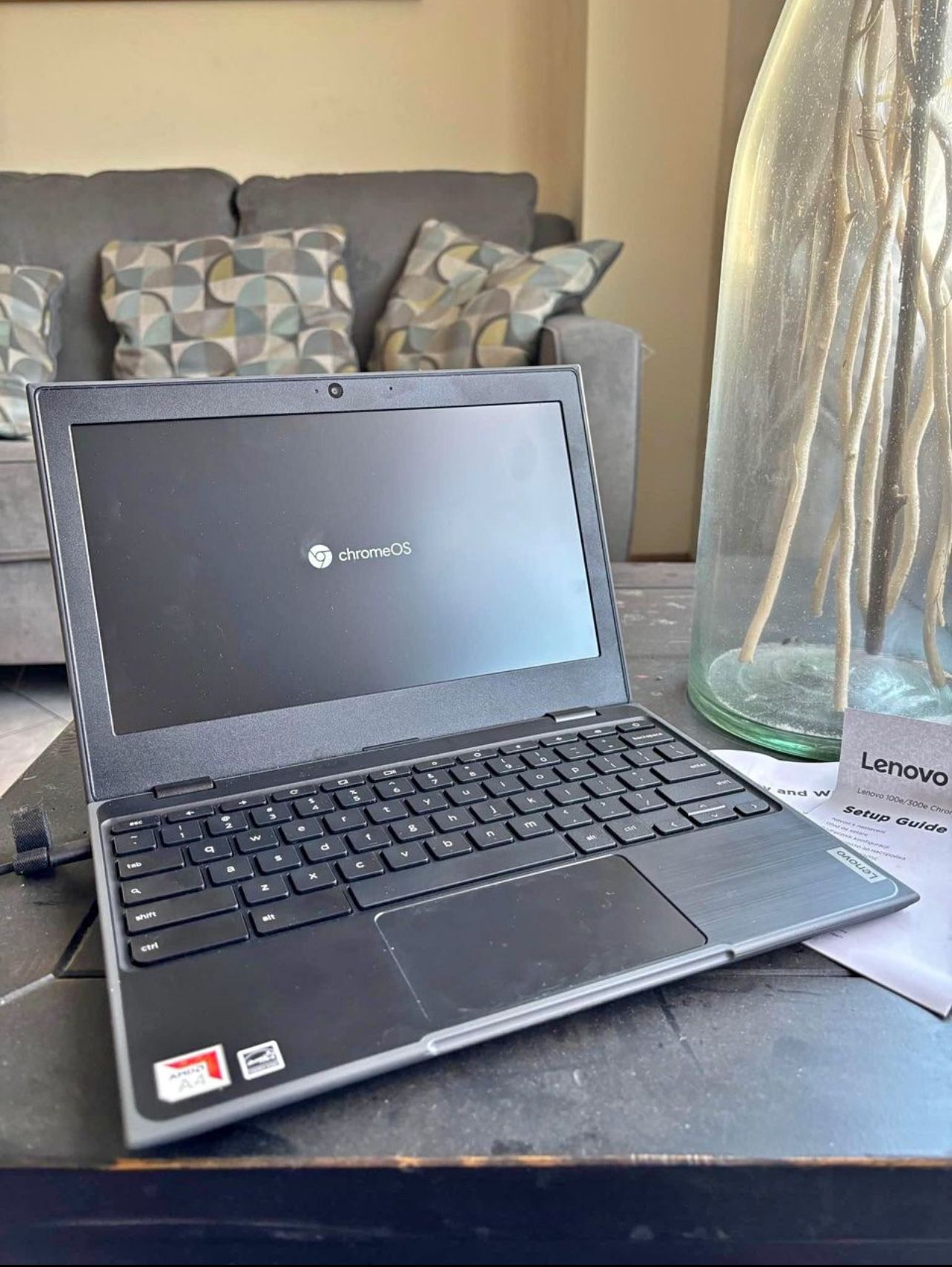 Lenovo 300e Chromebook 