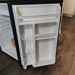 Medium Size Fridge 