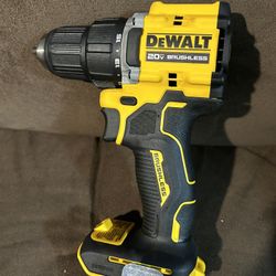 DCD794 Drill Driver 1/2. Tool Only