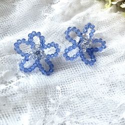 Diamond flower earrings