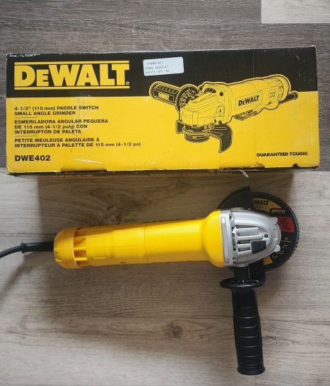 Dewalt 4-1/2" Corded Angle Grinder *NEW*