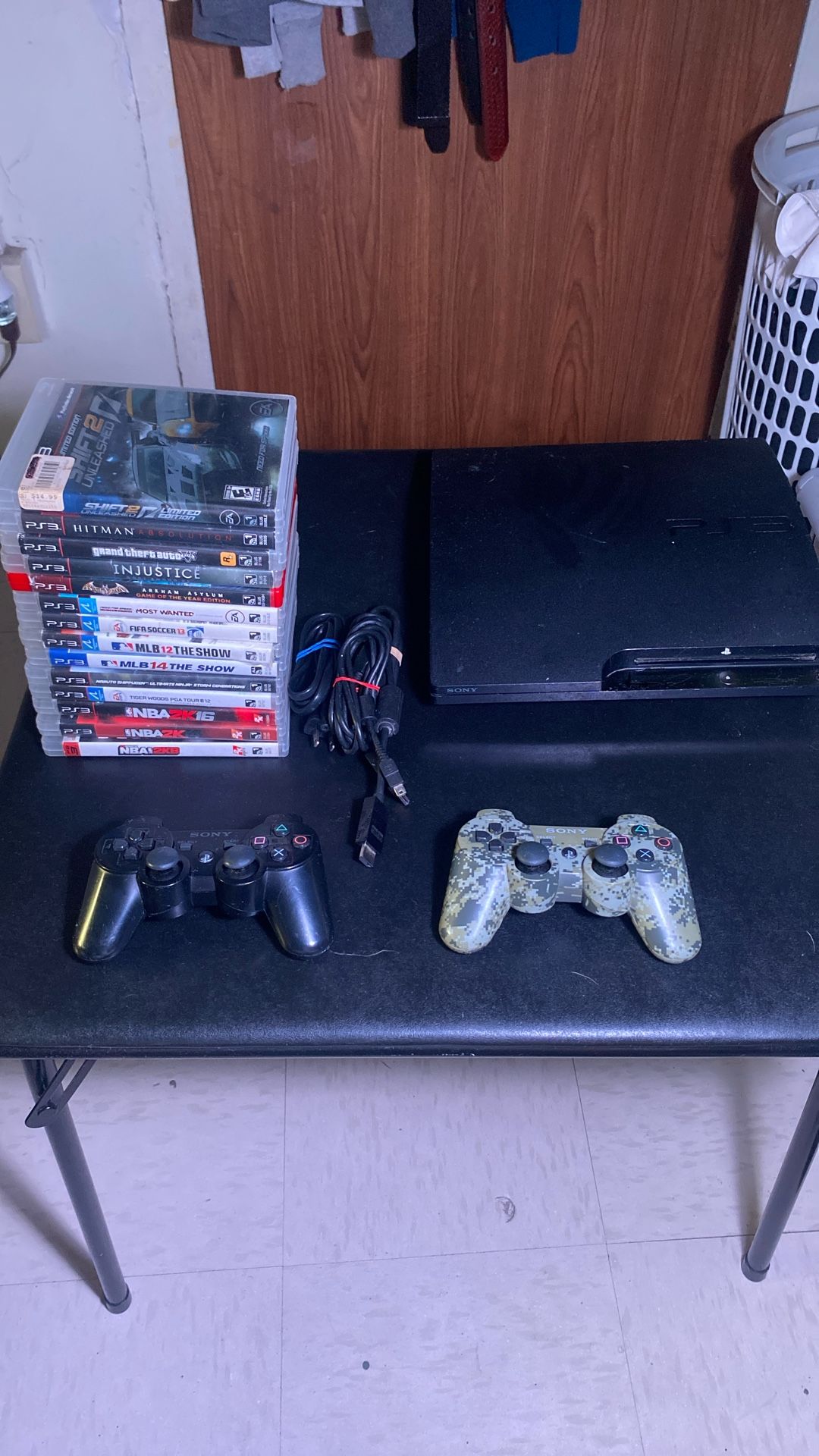 PS3 Controller And Games Included