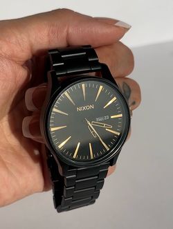 Nixon Watch