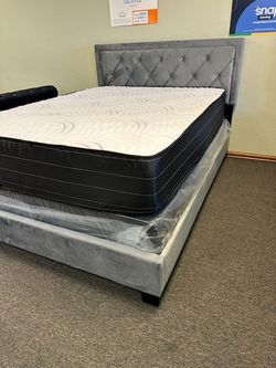 New Queen Size Bed With Promo Mattress And Box Spring Including Free Delivery