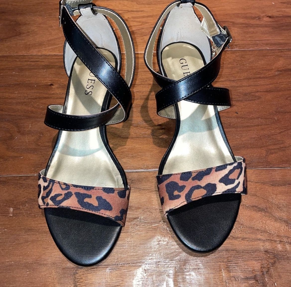 Guess Wedge sandals