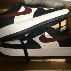 Black/white/burgundy 6.5 Y AF1 NEW 