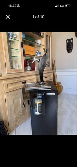 Hamilton Beach cocktail Dispenser
