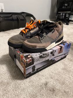 Air Jordan 3 Camo Sneakers with Box
