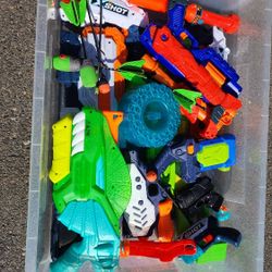 Nerf Guns / Water Guns