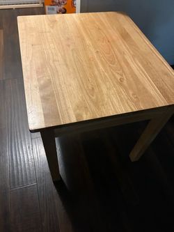 Melissa and Doug wooden kids table
