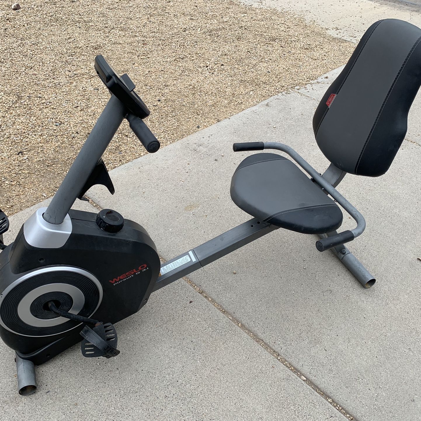 Weslo Pursuit G 3.1 Recumbent Exercise Bike with Tablet Holder and Inertia Enhanced Flywheel for Sale in Peoria AZ OfferUp